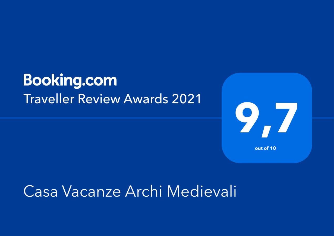 Casa Vacanze Archi Medievali サレルノ エクステリア 写真