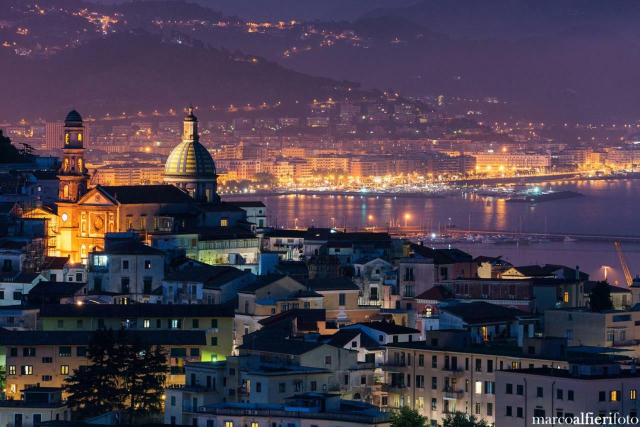Casa Vacanze Archi Medievali サレルノ エクステリア 写真